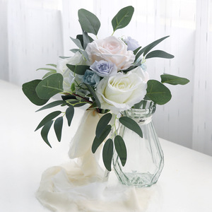 <span class=keywords><strong>Bouquet</strong></span> <span class=keywords><strong>de</strong></span> <span class=keywords><strong>mariée</strong></span> classique <span class=keywords><strong>rond</strong></span> en soie blanche, vente en gros, magnifique <span class=keywords><strong>bouquet</strong></span> artificiel fait main pour la <span class=keywords><strong>mariée</strong></span> et les demoiselles d'honneur, décoration - Product Image 3