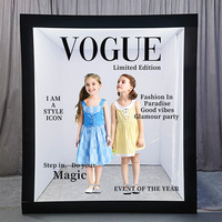 Boîte photo personnalisée en acrylique pour mariage, décoration de fête, accessoires de photomaton style magazine Vogue, nouvelle technologie 2026 pour selfie vidéo