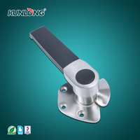 Loquet à poignée en acier inoxydable industriel durable SK1-8119-SL07/SR07 avec fonction de verrouillage à compression robuste, résistance à la corrosion