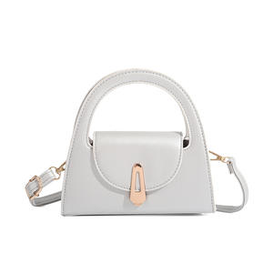 Nuevo Bolso Bandolera de Moda para Mujer, Diseño de Color Sólido, Forro de Poliéster, Cierre Retro, Asa Individual, Fácil de Usar - Product Image 5