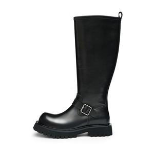 รองเท้าบูทหนังแท้ผู้ชายดีไซน์คลาสสิคล่าสุด ประจำฤดูใบไม้ร่วง-ฤดูหนาว ปี 2025 สวมใส่สบาย เหมาะสำหรับทำงาน กันน้ำ กันลื่น สวมแบบสลิปออน - Product Image 1