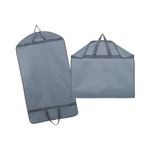 شعار مطبوع مخصص أكسفورد قابل للطي مقاوم للماء والغبار غطاء بدلة شماعات كتان من أجل تعبئة بدلة الملابس - Product Image 2