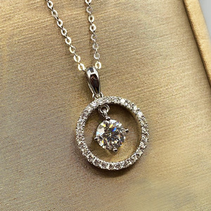 Collana Minimalista con Ciondolo Circolare per Donne, Catena Corta, Gioiello alla Moda per Uso Quotidiano, Idea Regalo - Product Image 3