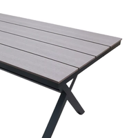 Ensemble de salle à manger d'extérieur moderne et simple en acier au carbone, résistant à l'eau, au soleil et à la corrosion, table et chaises pour balcon, mobilier d'extérieur