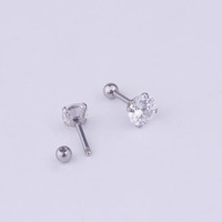 Boucles d'oreilles clous pour femmes en acier inoxydable avec zircone et filetage intérieur perforé