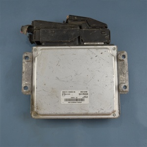 Tablero de computadora de motor K3 de desmontaje de coche de <span class=keywords><strong>segunda</strong></span> <span class=keywords><strong>mano</strong></span> K4 K5 Elantra Sonata Ix25 Ix35 <span class=keywords><strong>Tucson</strong></span> Santa Fe CPGPSH3.26.1 ECU 39100-2M206 - Product Image 5