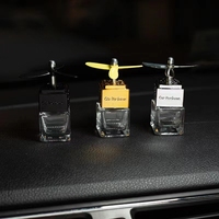 Nouveau design couvercle noir vide bouteille de diffuseur de voiture carrée avec capuchon de logo carré doré noir en métal pour bouteille de diffuseur de voiture