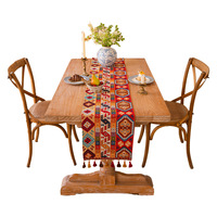 Chemin de table vintage bohème géométrique en jacquard coton et lin avec pompons, lavage à la main uniquement, 33x120cm