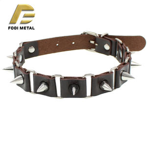 P012 फैशन डिजाइन एंटी-काटने वाले चमड़े के कुत्ते कॉलर - Product Image 3