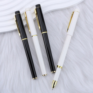 Pluma Estilográfica con Cuerpo de Plástico Negro y Blanco, Punta de Acero Inoxidable de 0.5mm, Artículo de Papelería de Oficina, Regalo Empresarial - Product Image 2