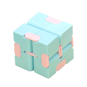 Cube infini couleur macaron, puzzle à bascule pour les doigts, mini jouet éducatif pour enfants de 3 à 6 ans, en plastique ABS - Product Image 4