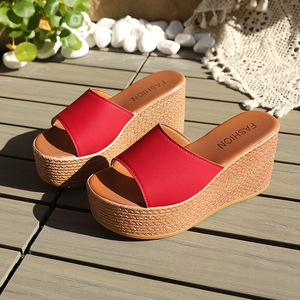Petites pantoufles <span class=keywords><strong>compensées</strong></span> à semelle épaisse pour femmes, mode du Nouvel An, décontractées, simples, confortables, <span class=keywords><strong>sandales</strong></span> polyvalentes - Product Image 5
