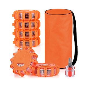 3 6 12 Pack LED Road Flares <span class=keywords><strong>Feux</strong></span> <span class=keywords><strong>de</strong></span> sécurité d'urgence <span class=keywords><strong>Feux</strong></span> clignotants stroboscopiques <span class=keywords><strong>Feux</strong></span> <span class=keywords><strong>de</strong></span> <span class=keywords><strong>signalisation</strong></span> à LED - Product Image 1