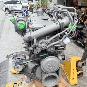 高品質6UZ1エンジン、掘削機用ディーゼルエンジン完全組立品 - Product Image 4