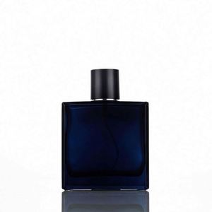 Flacon de parfum carré vide unique en verre 50ml/100ml, capacité personnalisable de luxe avec capuchon pulvérisateur et sérigraphie - Product Image 5