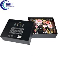 Caja de Regalo con Tapa y Base Impresas en Dorado CMYK, Caja de Empaque para Bombas de Baño o Productos para el Cuidado de la Piel