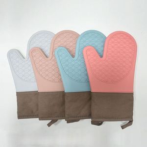 Novelty Kitchen Oven Mitts Food Grade Silicone Cotton Double-Layer Customizable Heat Resistant <b>BBQ</b> Grill Gloves - Product Image 4