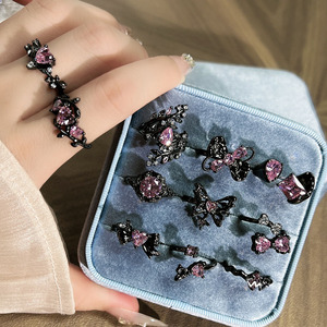 Bague en zircon rose avec bande noire pour femmes, anneaux à épines pour femmes, bijoux punk, anneau ouvert à cœur à épines, papillon - Product Image 3