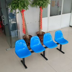 Banco Público de Plástico para Exteriores, Tres Plazas, para Interiores y Exteriores, para Descanso, Cancha de Baloncesto, Parque, Supermercado, Área de Espera - Product Image 3