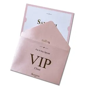 Winslabel Feuille d'or personnalisée papier rose nacré carton épais logo embossé carte VIP étiquettes volantes pour vêtements étiquettes de luxe