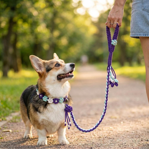 Set de Correa y Collar para Perro con Diseño Floral Personalizado, Hecho a Mano con Cuerda de Algodón, Regalo para Mamá de Perro, Kit de Paseo Resistente al Por Mayor - Product Image 1
