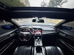 <span class=keywords><strong>Honda</strong></span> <span class=keywords><strong>Civic</strong></span> <span class=keywords><strong>2019</strong></span> Usata, Turbo 220TURBO, Automatica, Benzina, Guida a Sinistra, Sedili in Pelle Scura, Edizione Sport R17, Telecamera Posteriore - Product Image 5