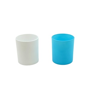 Vente <span class=keywords><strong>en</strong></span> gros <span class=keywords><strong>de</strong></span> pots à bougies <span class=keywords><strong>en</strong></span> verre colorés, porte-bougie avec couvercles <span class=keywords><strong>en</strong></span> métal et <span class=keywords><strong>en</strong></span> <span class=keywords><strong>bois</strong></span> pour la décoration <span class=keywords><strong>de</strong></span> la maison, Noël, directement <span class=keywords><strong>de</strong></span> l'usine - Product Image 1