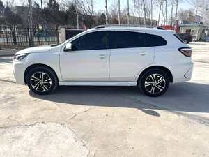 Qichen <span class=keywords><strong>2019</strong></span> Venucia T70 2.0L CVT Premium Automatique |   Sièges en cuir et intérieur sombre |   Pneus R16 pour véhicules à conduite à gauche - Product Image 3