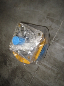 Bomba de Engranajes 11K0006 para Cargadoras/Hidráulicas, Juego Completo de Piezas de Maquinaria de Construcción - Product Image 3