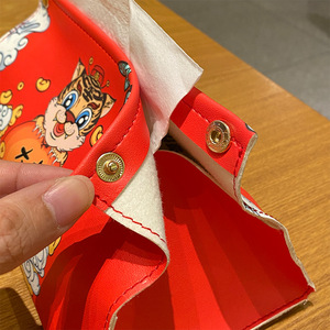 กล่องกระดาษทิชชูหนังลายเสือมงคลปีเสือสีแดงตกแต่งโต๊ะทำงานลายการ์ตูนเสือสำหรับใช้ในบ้านสำนักงานในรถยนต์ - Product Image 2