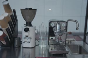 2025 condizioni nuovo carrello del caffè <span class=keywords><strong>Mobile</strong></span> in acciaio inox venditore rimorchio per caffè Fast Food Business Coffee Bike - Product Image 2