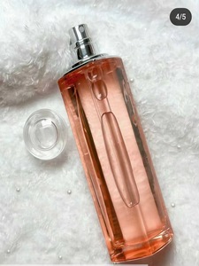 La fábrica fabrica y vende al por mayor perfumes duraderos, el último spray corporal y perfumes de alta calidad. - Product Image 5