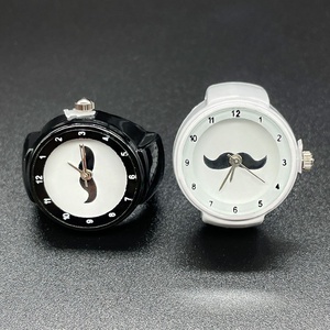 Reloj de Anillo de Marca Privada con Empaque Personalizado, Esfera Digital Minimalista, Reloj de Dedo de Cuarzo, Precio de Fábrica OEM - Product Image 2