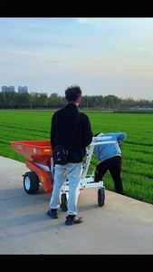 High Quality Large Capacity <b>Rotary</b> Specifically Designed for Agricultural Lawns and Parks Fertilizer <b>Spreader</b> - Product Image 3