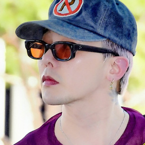 Vintage Trendy Rivet Small Frame UV400 <b>Sunglasses</b> Fashion Street Style 2025 New Unisex <b>Sunglasses</b> - Product Image 3