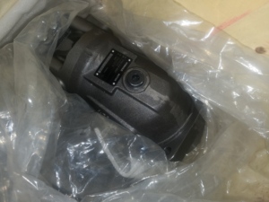 มอเตอร์ไฮดรอลิกแบบลูกสูบ A2FM107/61W-PZB020 ของแท้ แรงดันสูง 2000 psi มีสินค้าในสต็อกสำหรับปั๊ม SHIP PUMP A2FM - Product Image 2