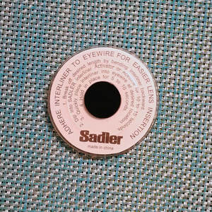 Adhesivo Flexible Sadler para Insertar Lentes en Gafas, Rollo de 5m, para Estabilización de Lentes - Product Image 1