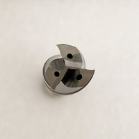 Fraise à trois cannelures en carbure monobloc HRC 65 pour centre d'usinage CNC ODM OEM