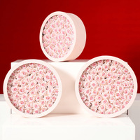 Boîte d'emballage de fleurs à fenêtre ronde en gros boîte cadeau transparente en pvc rose trois pièces boîte à fleurs pour la Saint-Valentin