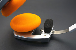 Oem thời trang cũ Retro Tai nghe không dây có thể gập lại Retro Tai nghe không dây với điều khiển cảm ứng & nút độc lập cho thể thao sử dụng - Product Image 3