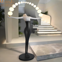 Lámpara de Pie Moderna con Figura Humana Abstracta - Escultura Artística Grande de Resina con Iluminación LED E27 para Decoración de Vestíbulos de Hoteles, Villas y Salas de Exhibición
