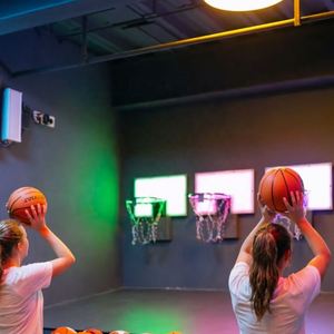Équipement de jeu de basket interactif à LED pour sol, autoportant, en plastique, pour usage en centre commercial intérieur - Product Image 4