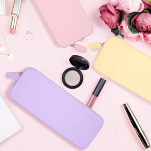 Pochette cosmétique en silicone écologique personnalisée avec logo, fermeture éclair et porte-pinceaux de maquillage - Product Image 1