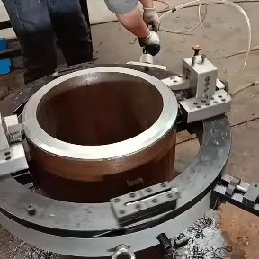 Oce-325 Portable <b>Split</b> Frame Pipe Cutting Beveling <b>Machine</b> On-site Pneumatic Driven Clamshell Cutter - Product Image 6