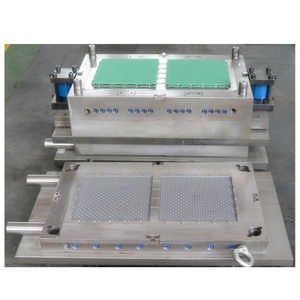 Piezas de Moldeo por Inyección de Plástico Personalizadas OEM, Piezas de Molde para Baldosas de PVC - Product Image 1