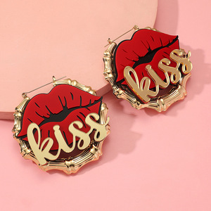 Pendientes <span class=keywords><strong>de</strong></span> <span class=keywords><strong>boca</strong></span> roja punk exagerados con personalidad, superventas, grandes y redondos, labios dorados <span class=keywords><strong>de</strong></span> bambú, pendientes <span class=keywords><strong>de</strong></span> beso, joyería - Product Image 3