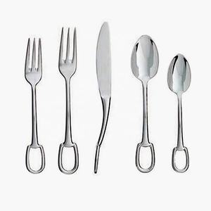 Vajilla Juego de cubiertos de acero inoxidable Chapado en plata con mango de extremo de bucle Juego de cubiertos de acero inoxidable - Product Image 1