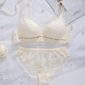 Hot bán được thực hiện tại Trung Quốc sâu v-cổ Ren Thêu Nữ Tính Áo ngực đẩy lên thoải mái và thoáng khí phụ nữ áo ngực - Product Image 1