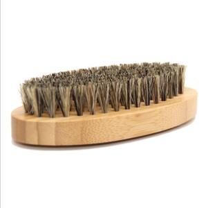 Cepillo de Limpieza de Bambú con Cerdas de Jabalí y Logotipo Grabado con Láser - Product Image 3