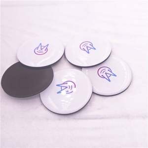 Aimants de réfrigérateur NFC personnalisés en résine GSC : Appuyez pour accéder directement au lien du site Web - Product Image 3